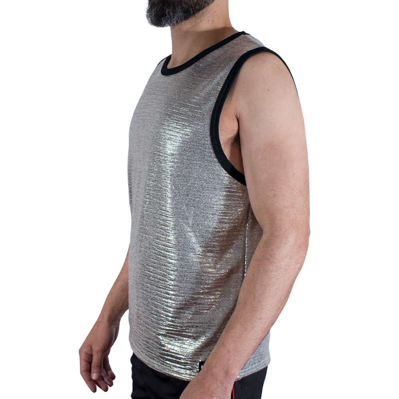 MACHO - CAMISETA COM GLITTER FINO TAMANHO L/XL