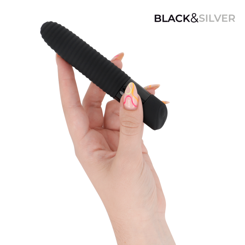 BLACK &amp; SILVER - VIBRADOR JOSEPH RECARREGÁVEL VIA USB COM DISPLAY DE LED PRETO